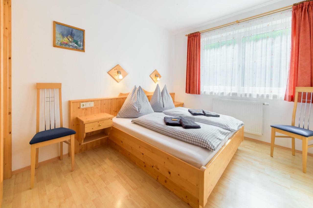 Helis Apartment